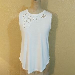 Sleeveless T-shirt with Floral Cut Outs